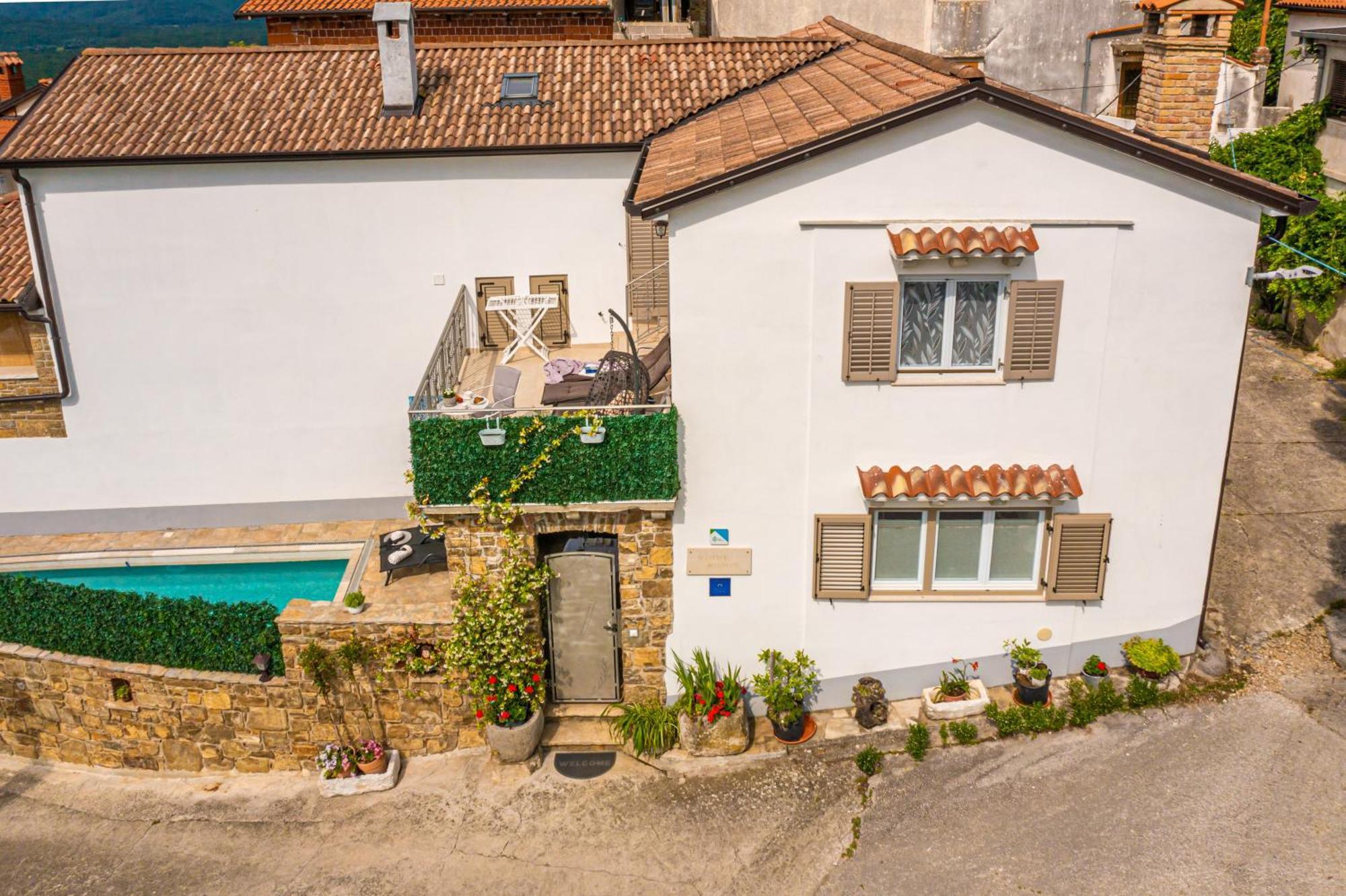 Holiday Home Belveder Motovun With Heated Pool Livade Zewnętrze zdjęcie