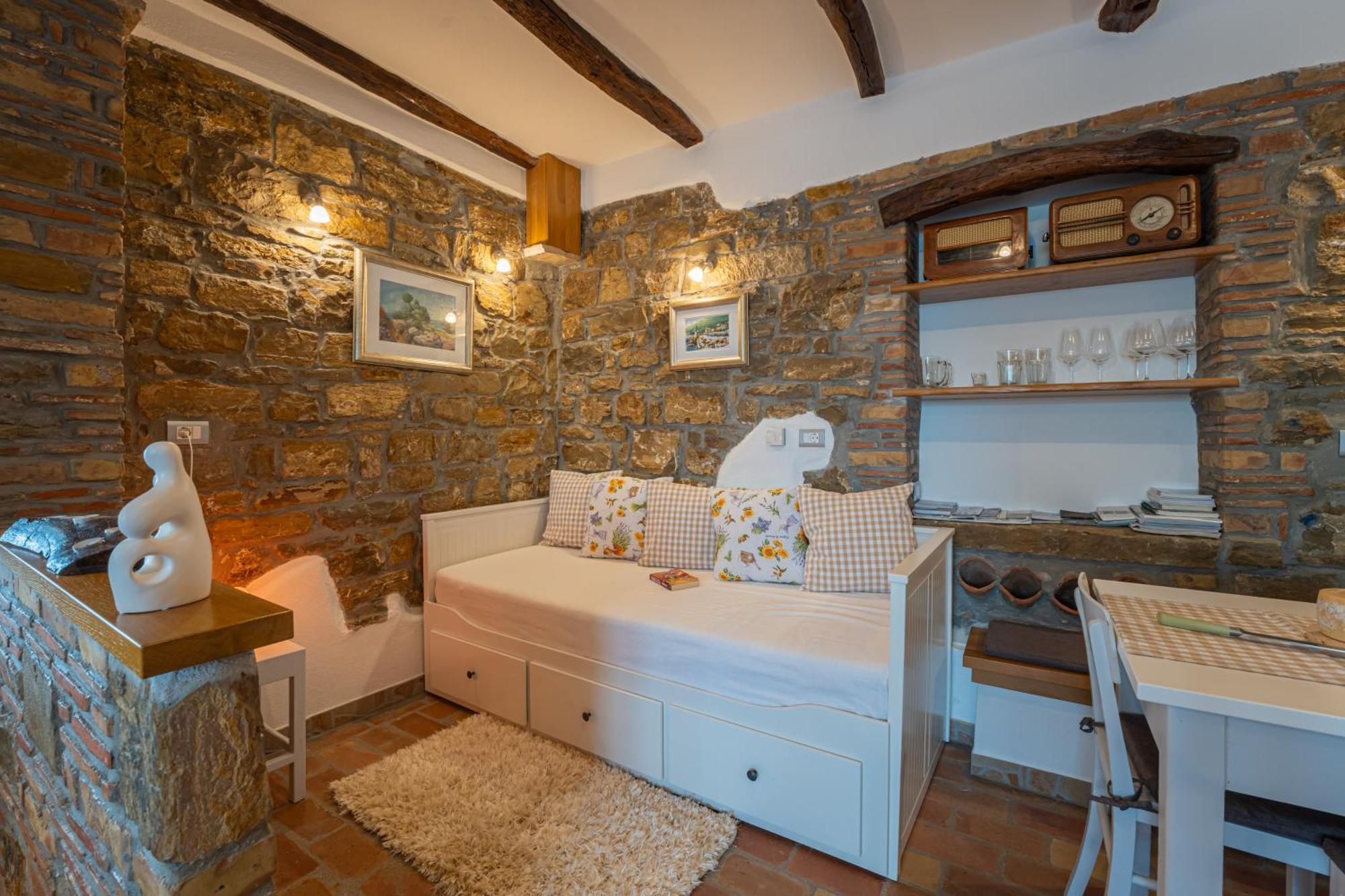 Holiday Home Belveder Motovun With Heated Pool Livade Zewnętrze zdjęcie