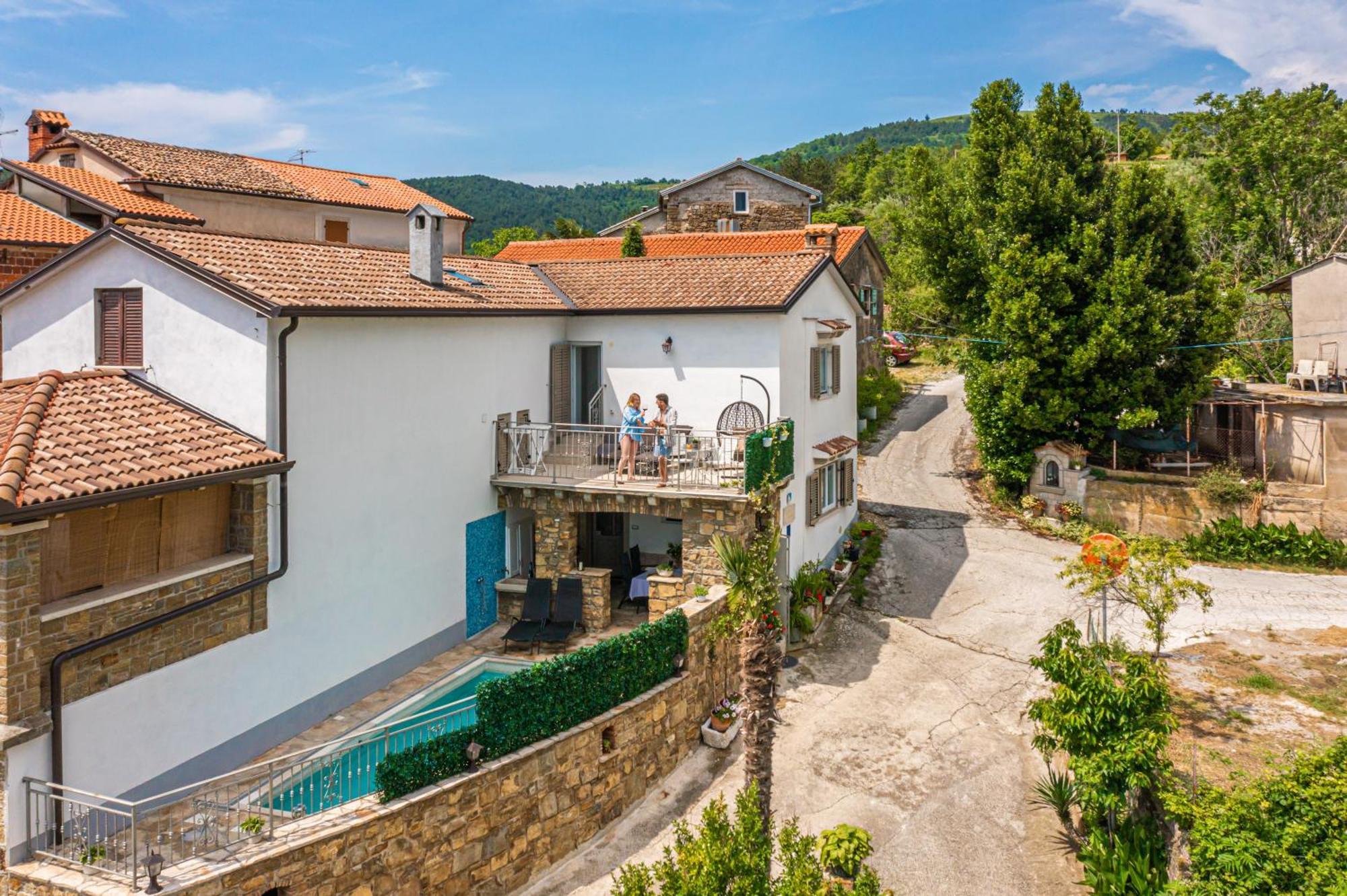 Holiday Home Belveder Motovun With Heated Pool Livade Zewnętrze zdjęcie