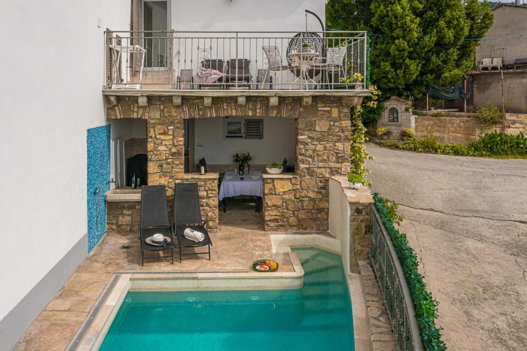 Holiday Home Belveder Motovun With Heated Pool Livade Zewnętrze zdjęcie