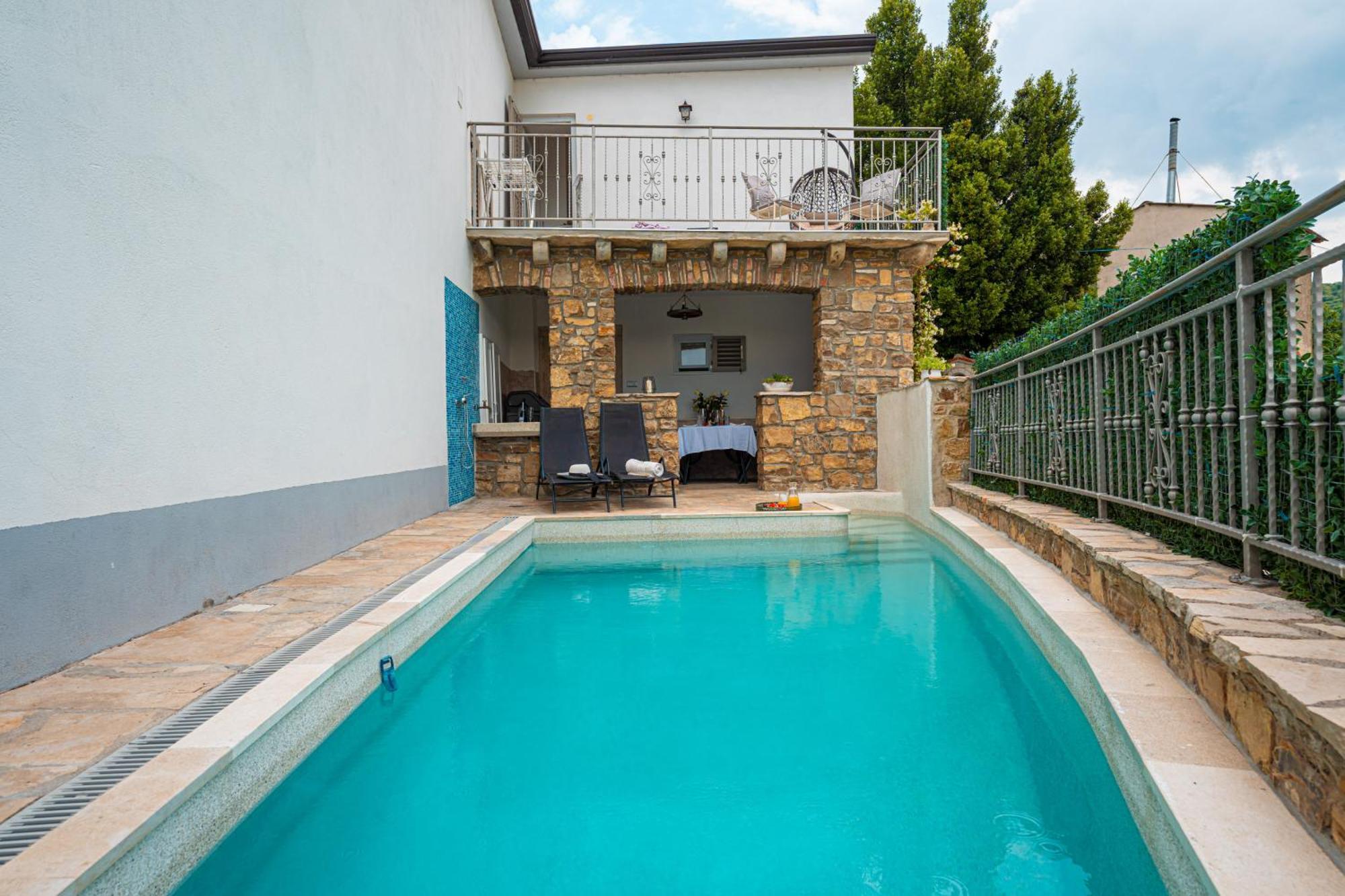 Holiday Home Belveder Motovun With Heated Pool Livade Zewnętrze zdjęcie